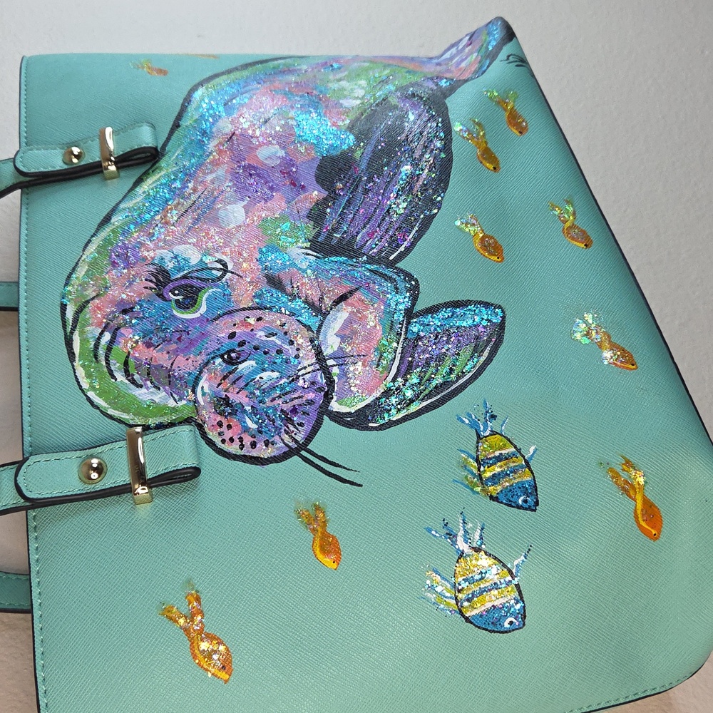 Yzaoll Faux Leather Aqua Water Resistant Handbag /Tote.Handpainted MANETTE Fish